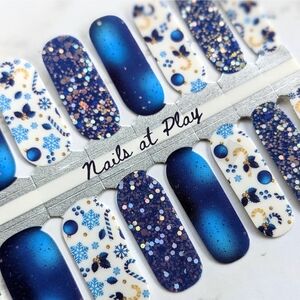 5 for $15 Nail Wraps- Blue Ornament